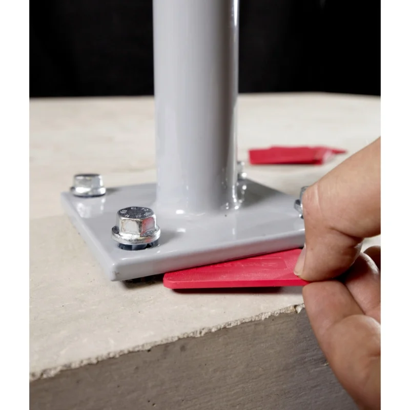 BETONSRAIGTIS SU ŠEŠIAKAMPE GALVUTE W-BS/S CINKUOTAS