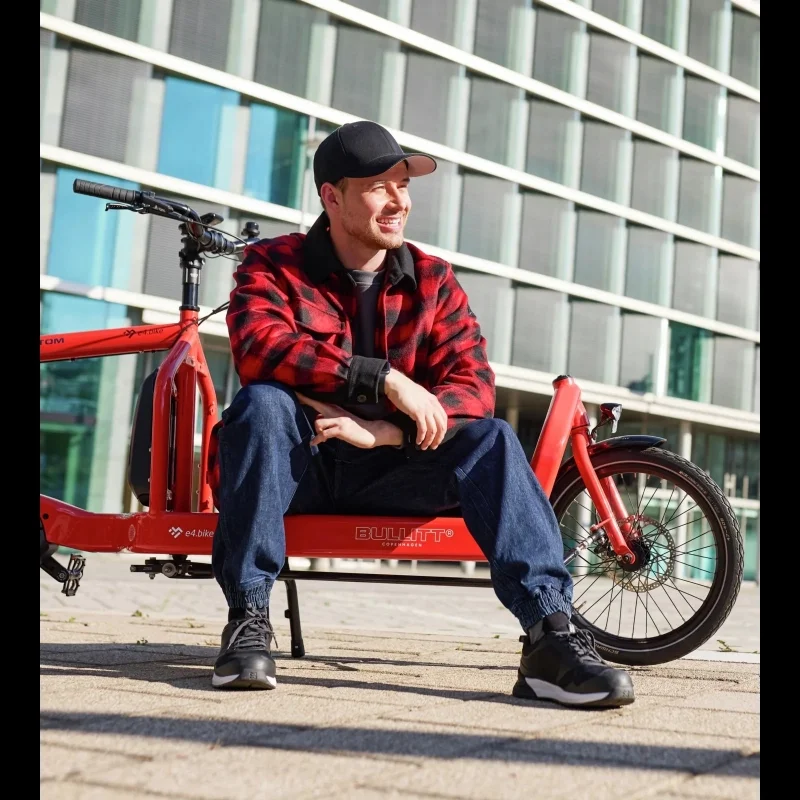 MARŠKINIAI URBAN JUODI/RAUDONI