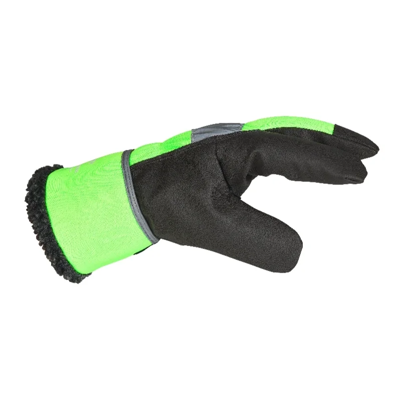 PIRŠTINĖS ŽIEMINĖS CARGO, 11D